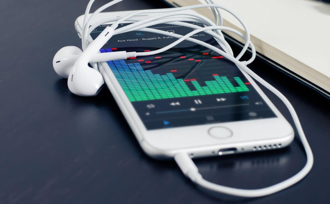 Ever-Wondered-How-Music-Streaming-Apps-Know-You-So-Well